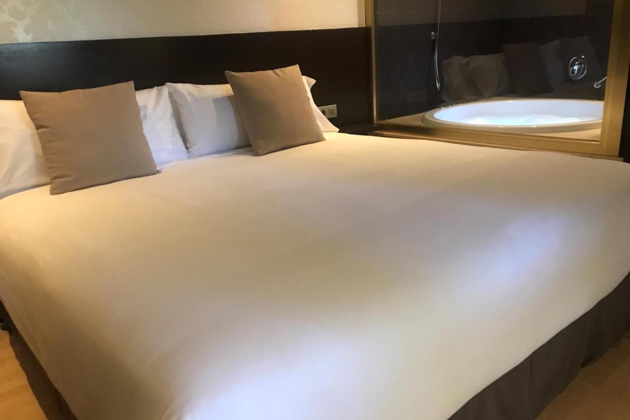 Hotel Punt 14 Gavà Esterno foto