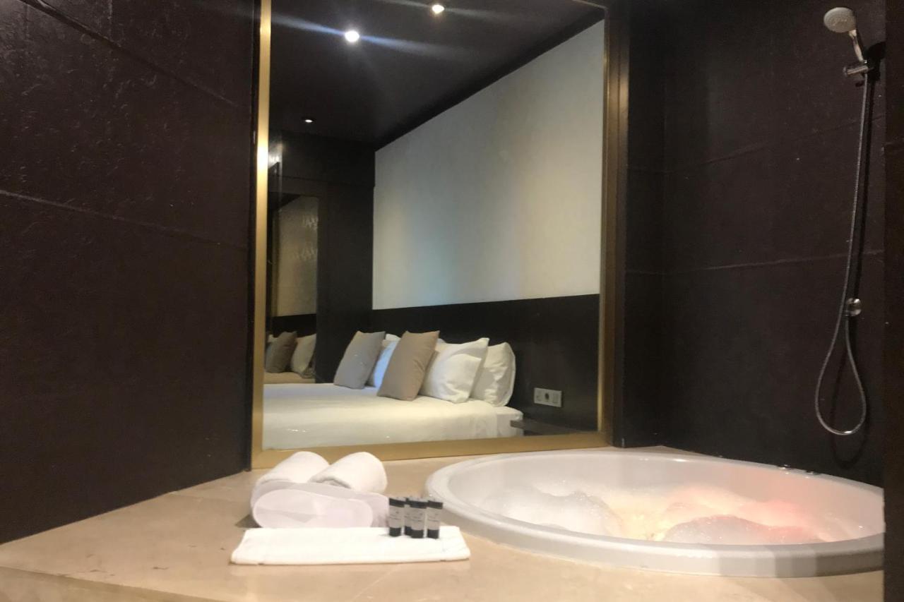 Hotel Punt 14 Gavà Esterno foto
