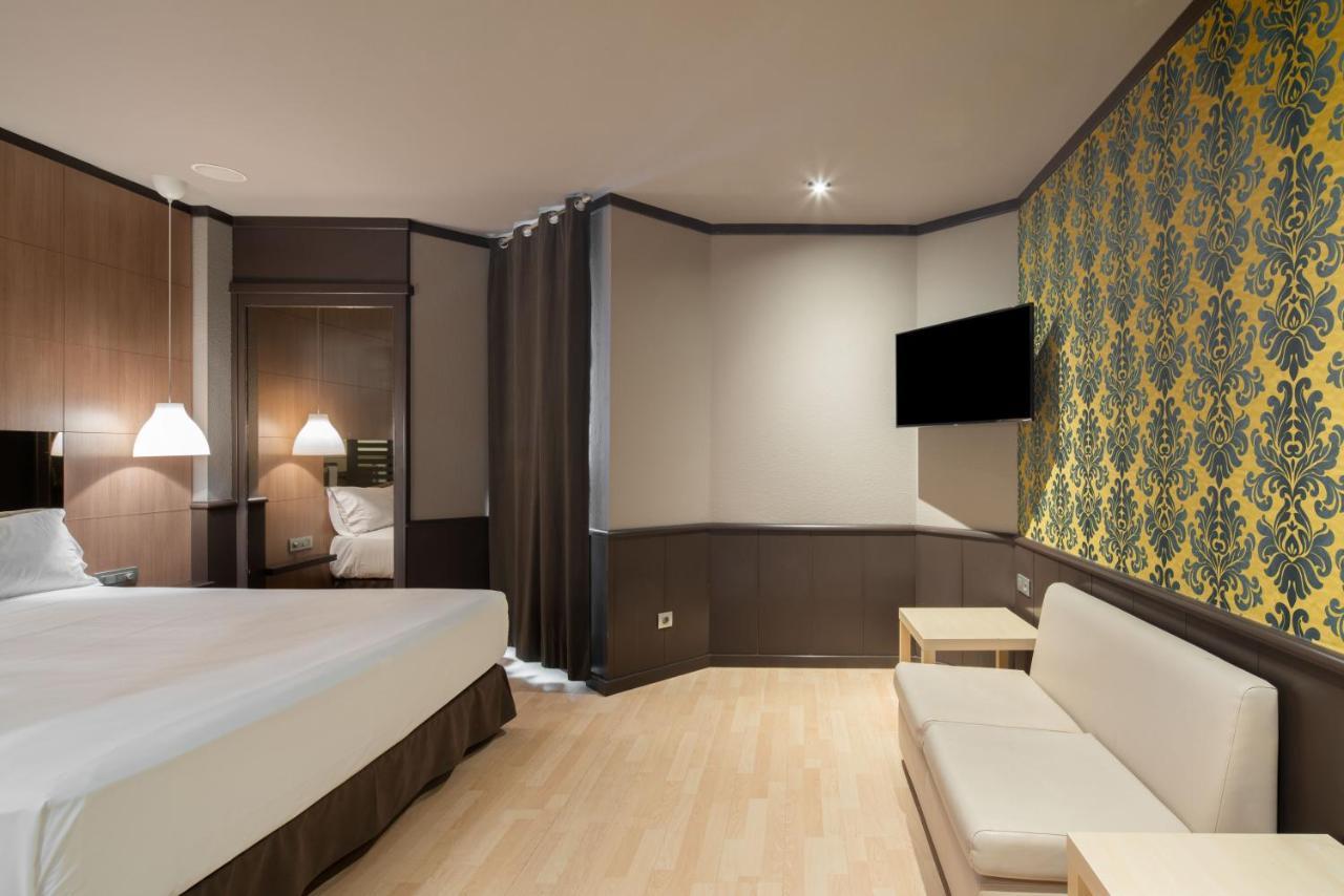Hotel Punt 14 Gavà Esterno foto